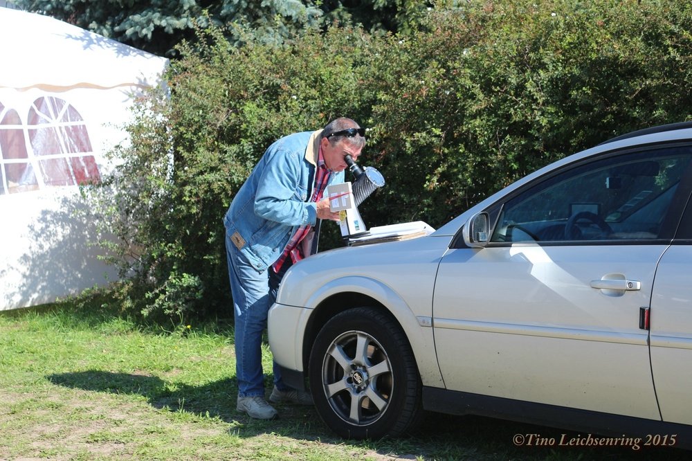 gntherbeidermotorhaubensonnenbeobachtung.jpg