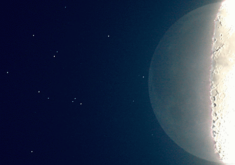 Mond bedeckt die Krippe &copy; J�rn Leineweber